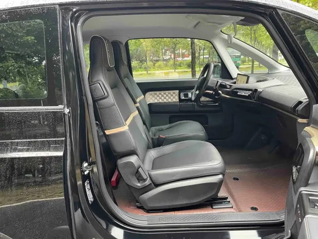 Baojun KiWi EV — Фото автомобиля 5