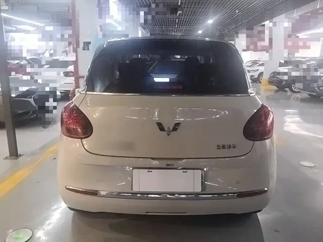 Wuling Bingo — Фото автомобиля 5