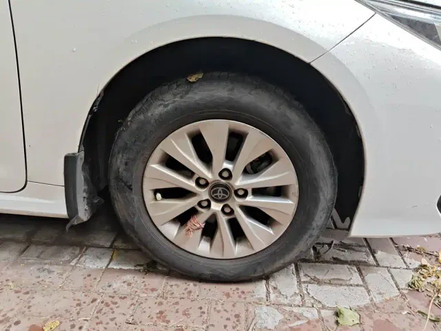 Toyota Corolla — Фото автомобиля 24