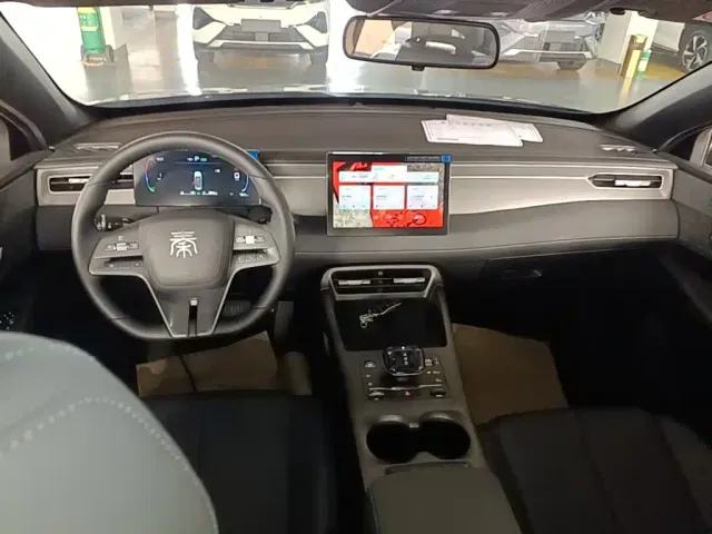 BYD Qin PLUS — Фото автомобиля 9