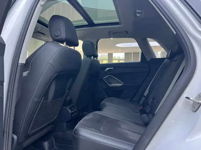Audi Q3 — Фото автомобиля 14
