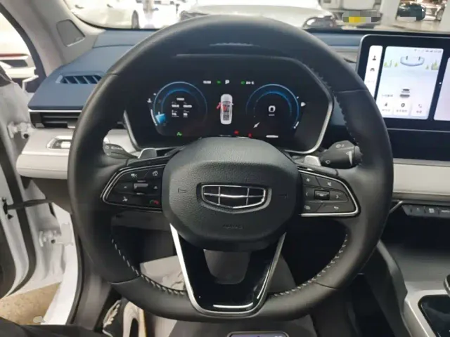Geely Xingrui — Фото автомобиля 10