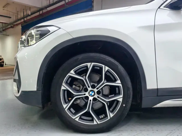 BMW X1 — Фото автомобиля 9