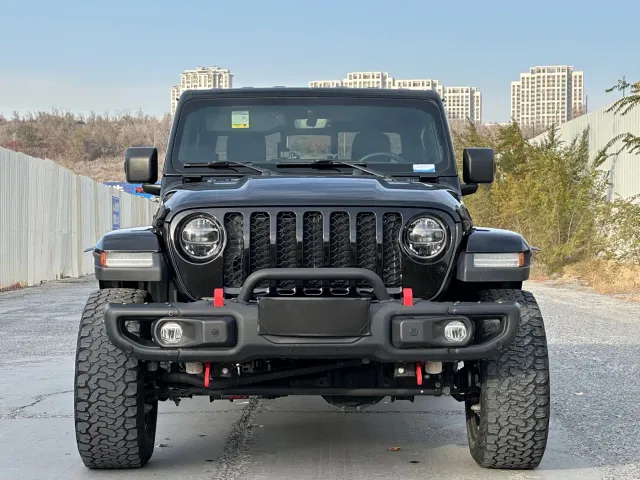 Jeep Gladiator — Фото автомобиля 2