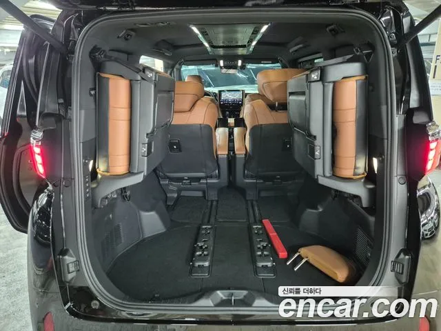 Toyota Alphard Generation 4 — Фото автомобиля 19