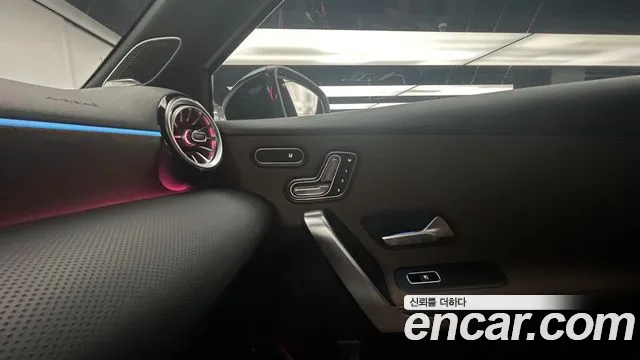 Mercedes-Benz A-Class W177 — Фото автомобиля 13