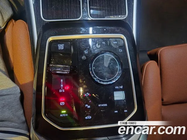 BMW 7 Series G70 — Фото автомобиля 9