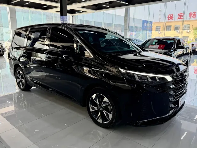 GAC Trumpchi M6 — Фото автомобиля 3