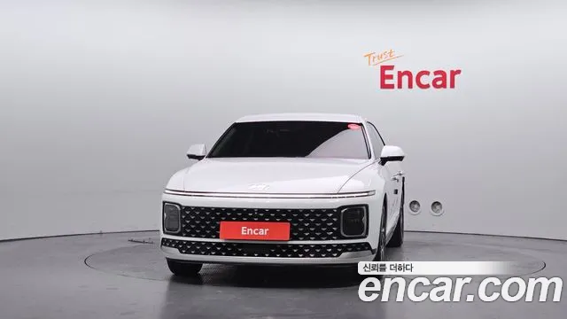 Hyundai Grandeur Grandeur (GN7) 2.5 Бензин 2WD — Фото автомобиля 3