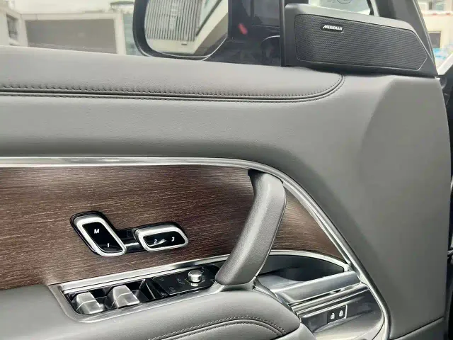 Land Rover Range Rover — Фото автомобиля 8