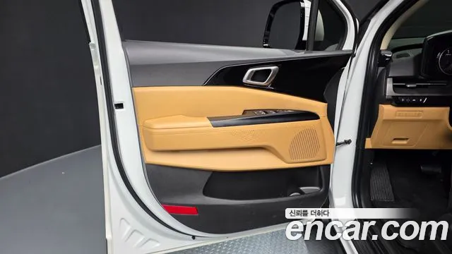 Kia Carnival — Фото автомобиля 13