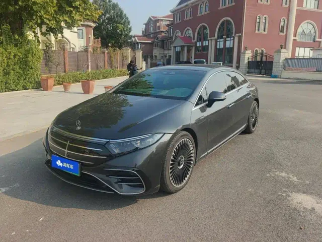 Фотография автомобиля — Mercedes-Benz EQS