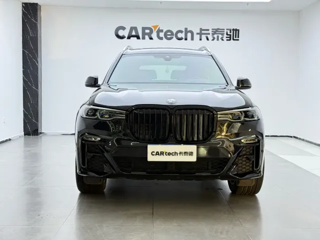 BMW X7 — Фото автомобиля 3