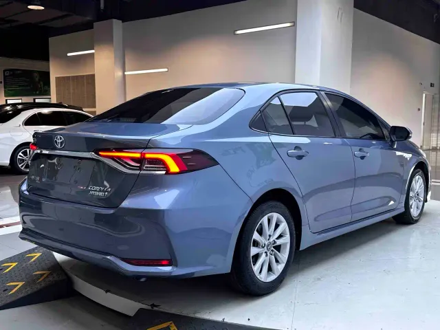 Toyota Corolla — Фото автомобиля 7