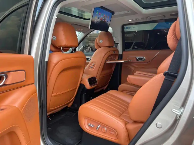 GAC Trumpchi Xiangwang S9 — Фото автомобиля 12