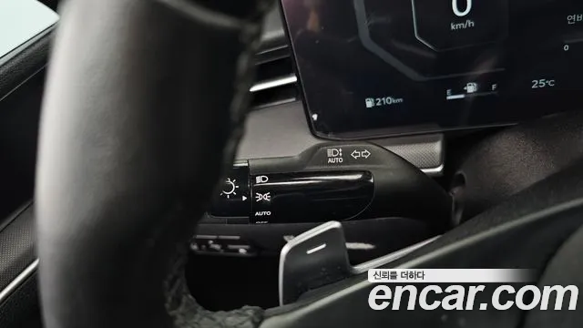Kia K5 Новый K5 3 поколение 2.0 LPi(Для проката) — Фото автомобиля 29