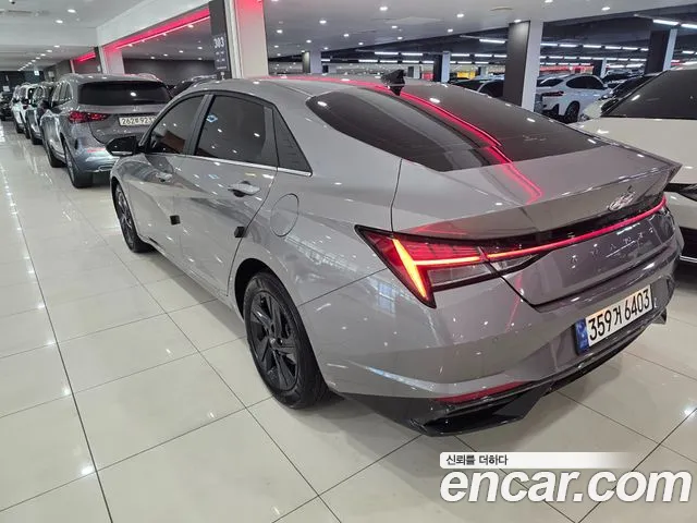 Hyundai AVANTE Avante (CN7) — Фото автомобиля 2