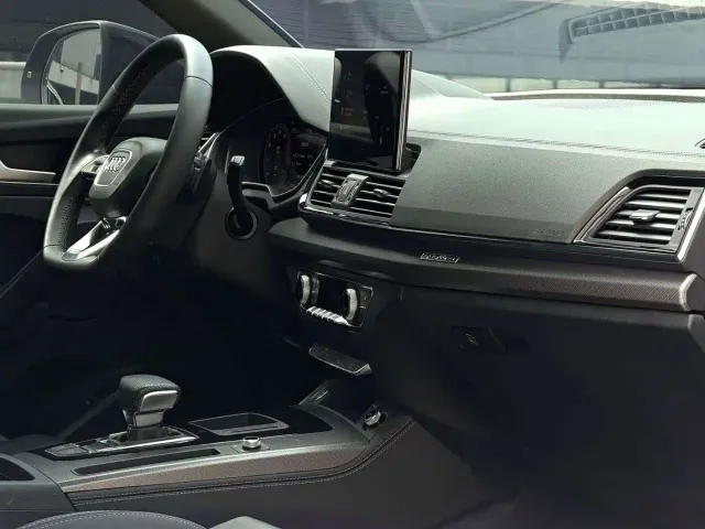 Audi Q5L — Фото автомобиля 5