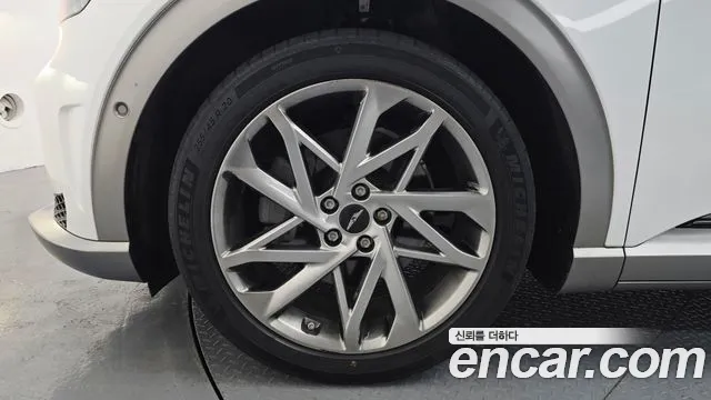 Genesis GV60 — Фото автомобиля 5