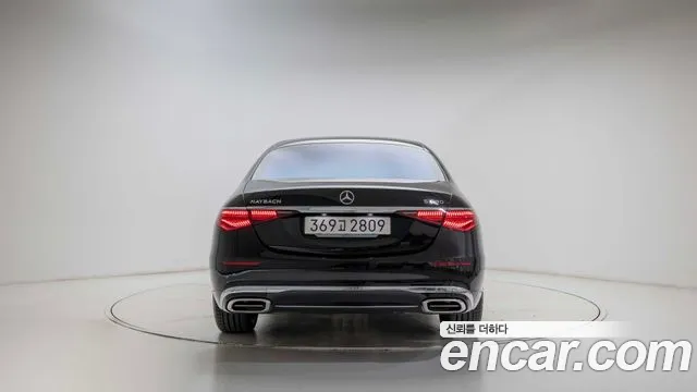 Mercedes-Benz S-Class — Фото автомобиля 4