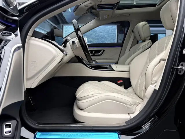 Mercedes-Benz Maybach S-Class — Фото автомобиля 12
