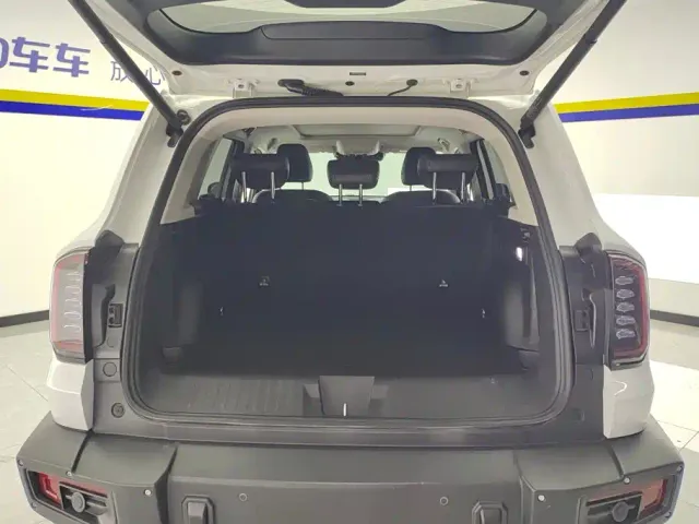 Haval Big Dog — Фото автомобиля 4