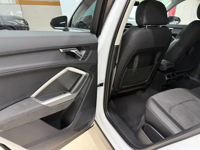 Audi Q3 — Фото автомобиля 17