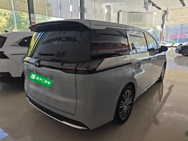 GAC Trumpchi E8 — Фото автомобиля 6