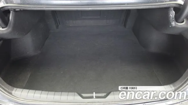 Hyundai Sonata Premium — Фото автомобиля 20