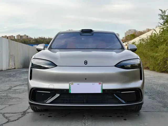 AITO Wenjie AITO M6 — Фото автомобиля 2