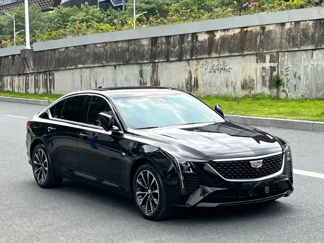 Cadillac CT5 — Фото автомобиля 2