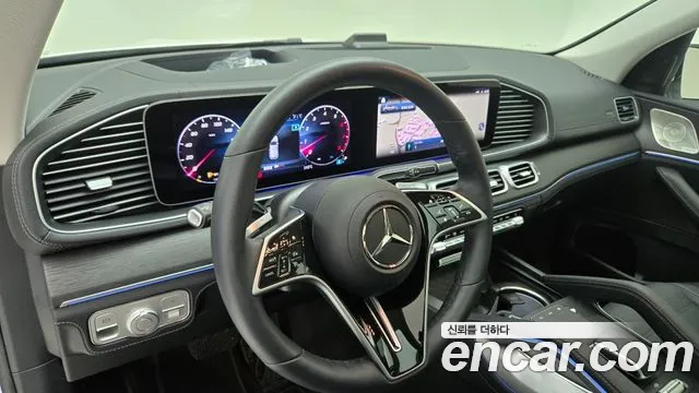 Mercedes-Benz GLE-Class — Фото автомобиля 13