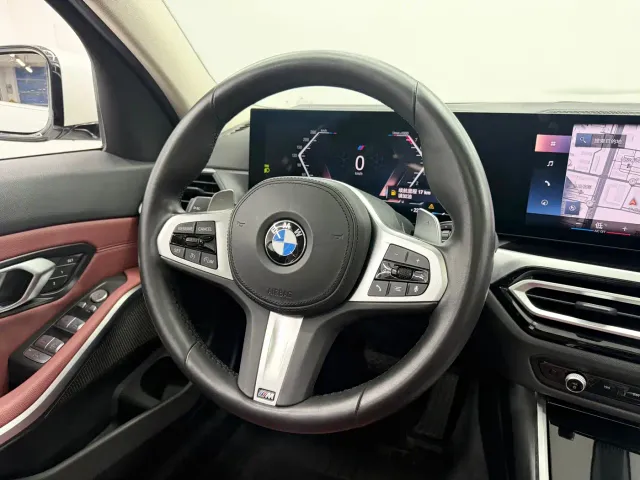 BMW 3 Series — Фото автомобиля 12
