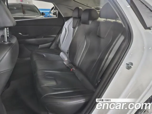 Hyundai Avante — Фото автомобиля 19