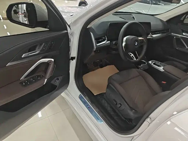 BMW X1 — Фото автомобиля 15