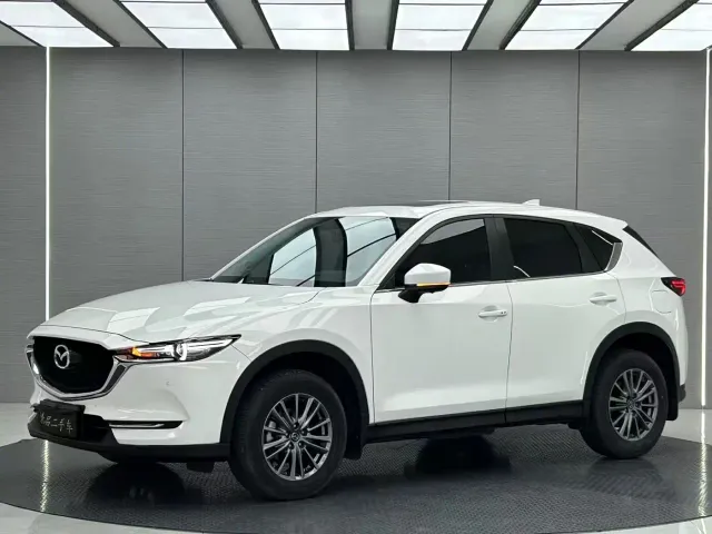 Фотография автомобиля — Mazda CX-5