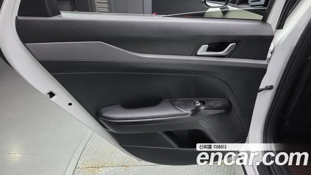 Kia K5 K5 3 поколение 2.0 LPI(Для проката) — Фото автомобиля 25