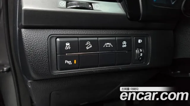 KG_Mobility_Ssangyong Rexton Новый Rexton Sport Дизель 2.2 4WD — Фото автомобиля 14