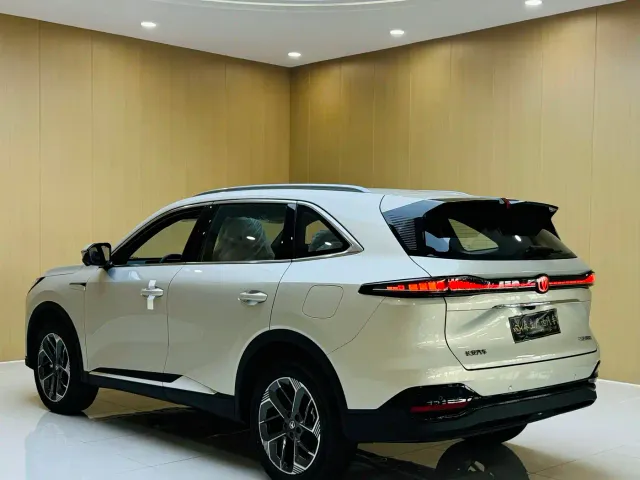 Changan CS75 Plus — Фото автомобиля 13