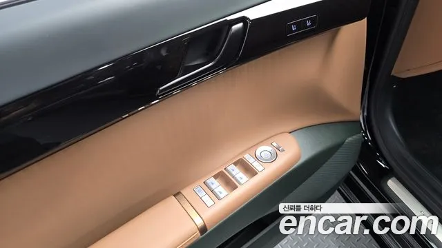 Hyundai Grandeur GN7 — Фото автомобиля 20