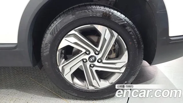 Hyundai Santafe Новый Santa Fe Дизель 2.2 2WD — Фото автомобиля 21