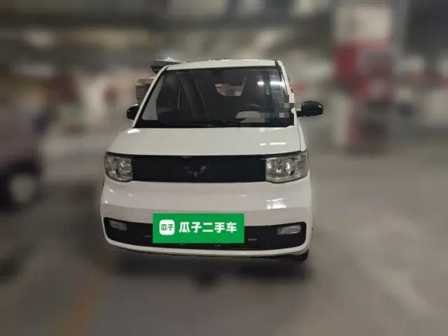 Wuling Hongguang Mini EV — Фото автомобиля 2