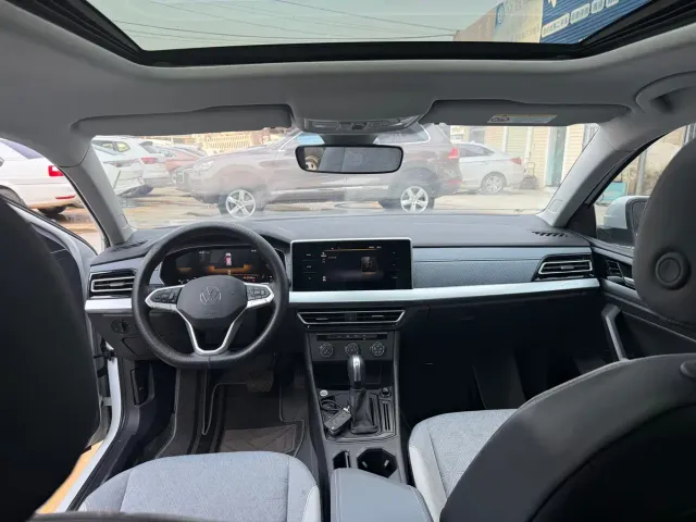 Volkswagen Lavida — Фото автомобиля 14