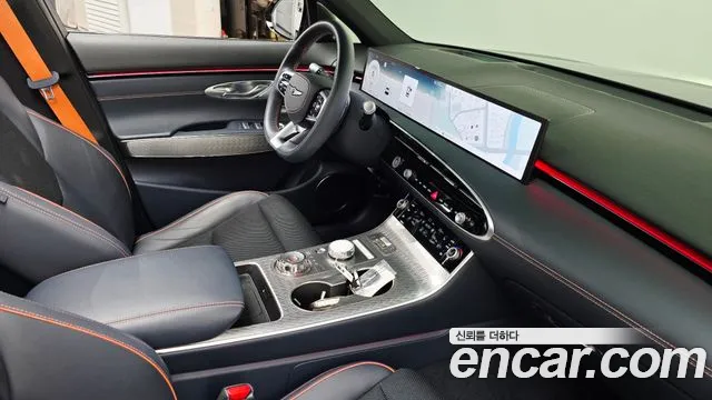 Genesis GV70 2.5T Бензин 2WD — Фото автомобиля 17