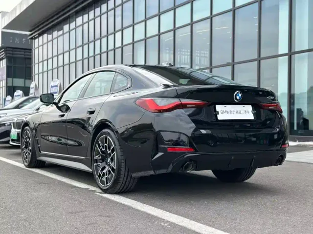 BMW 4 Series — Фото автомобиля 16