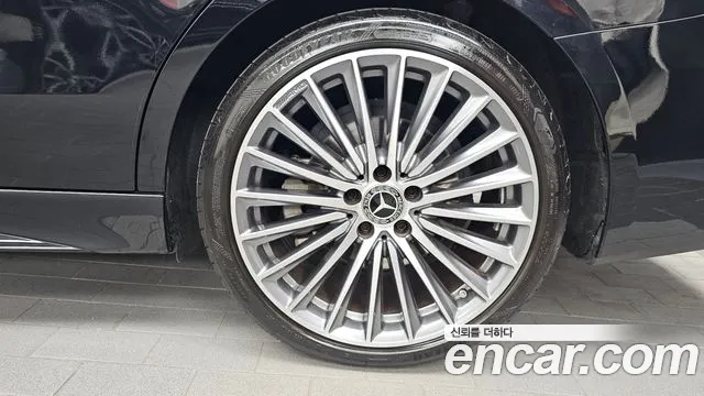 Mercedes-Benz C-Class — Фото автомобиля 20