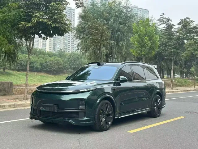 Фотография автомобиля — Li Auto L9