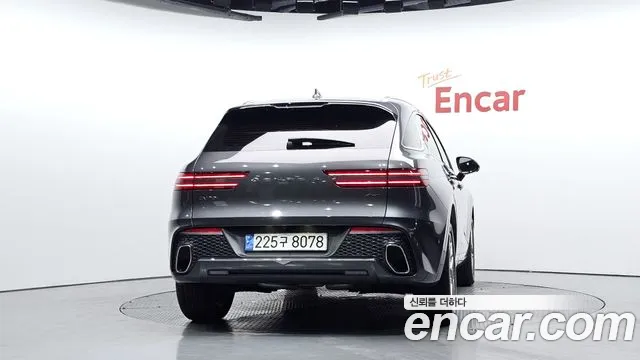 Genesis GV70 — Фото автомобиля 4