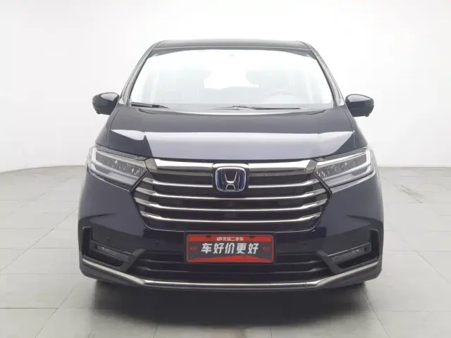 Honda Odyssey — Фото автомобиля 3