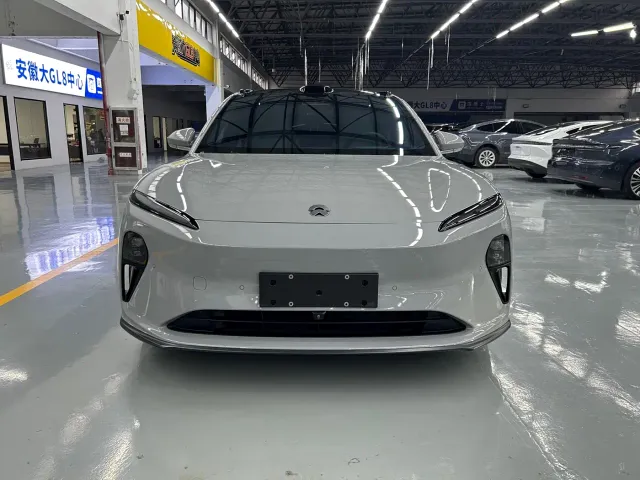 Nio ET5 Touring — Фото автомобиля 2